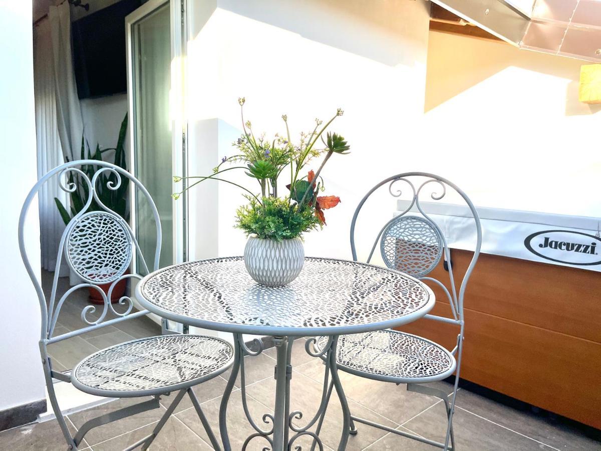 Dimora Di Charme Rooms & Apartments Песк'єра-дель-Гарда Екстер'єр фото