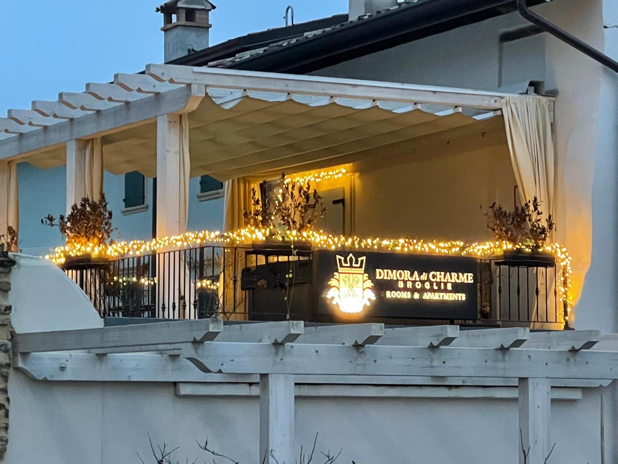 Dimora Di Charme Rooms & Apartments Песк'єра-дель-Гарда Екстер'єр фото