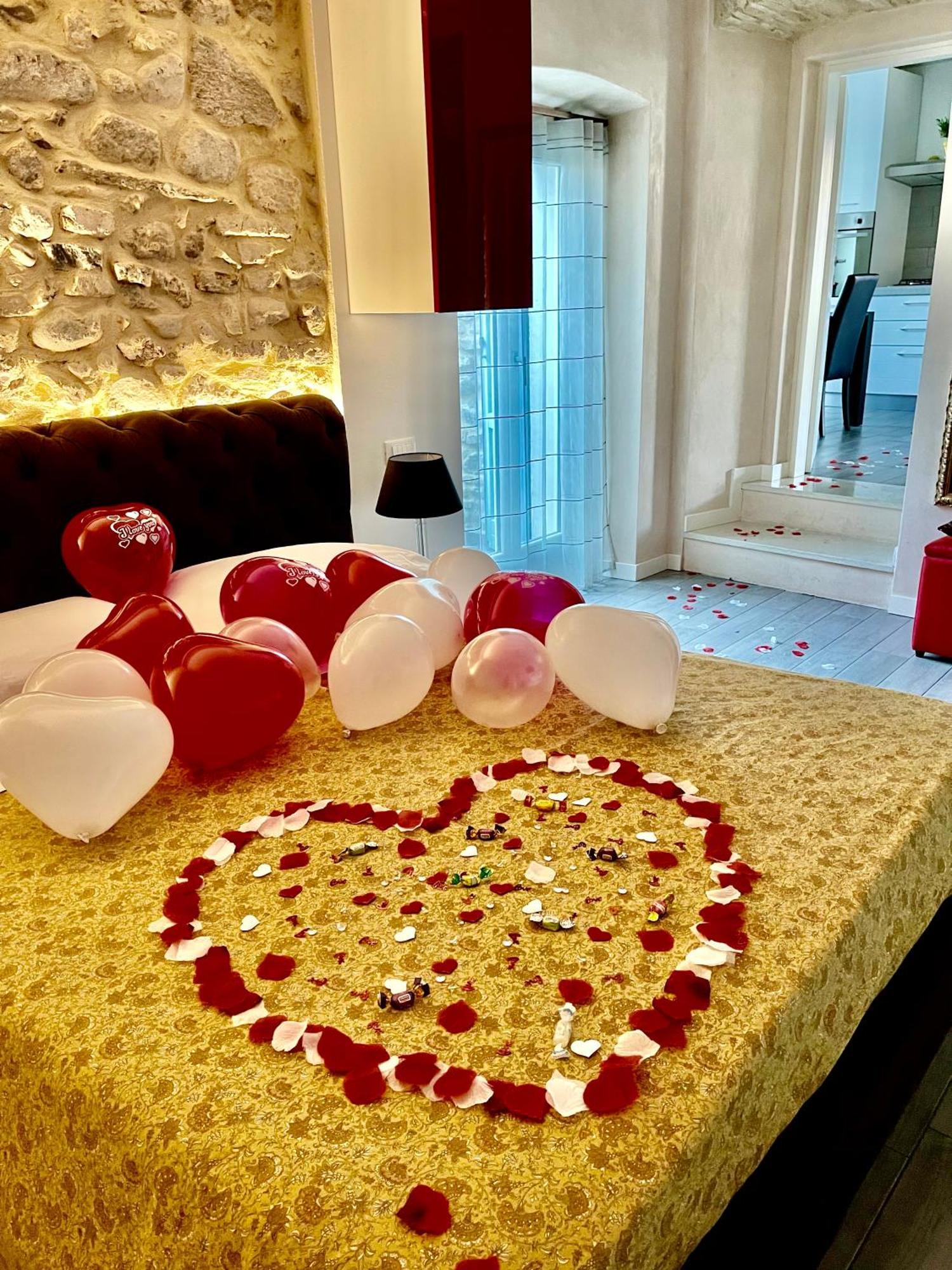 Dimora Di Charme Rooms & Apartments Песк'єра-дель-Гарда Екстер'єр фото
