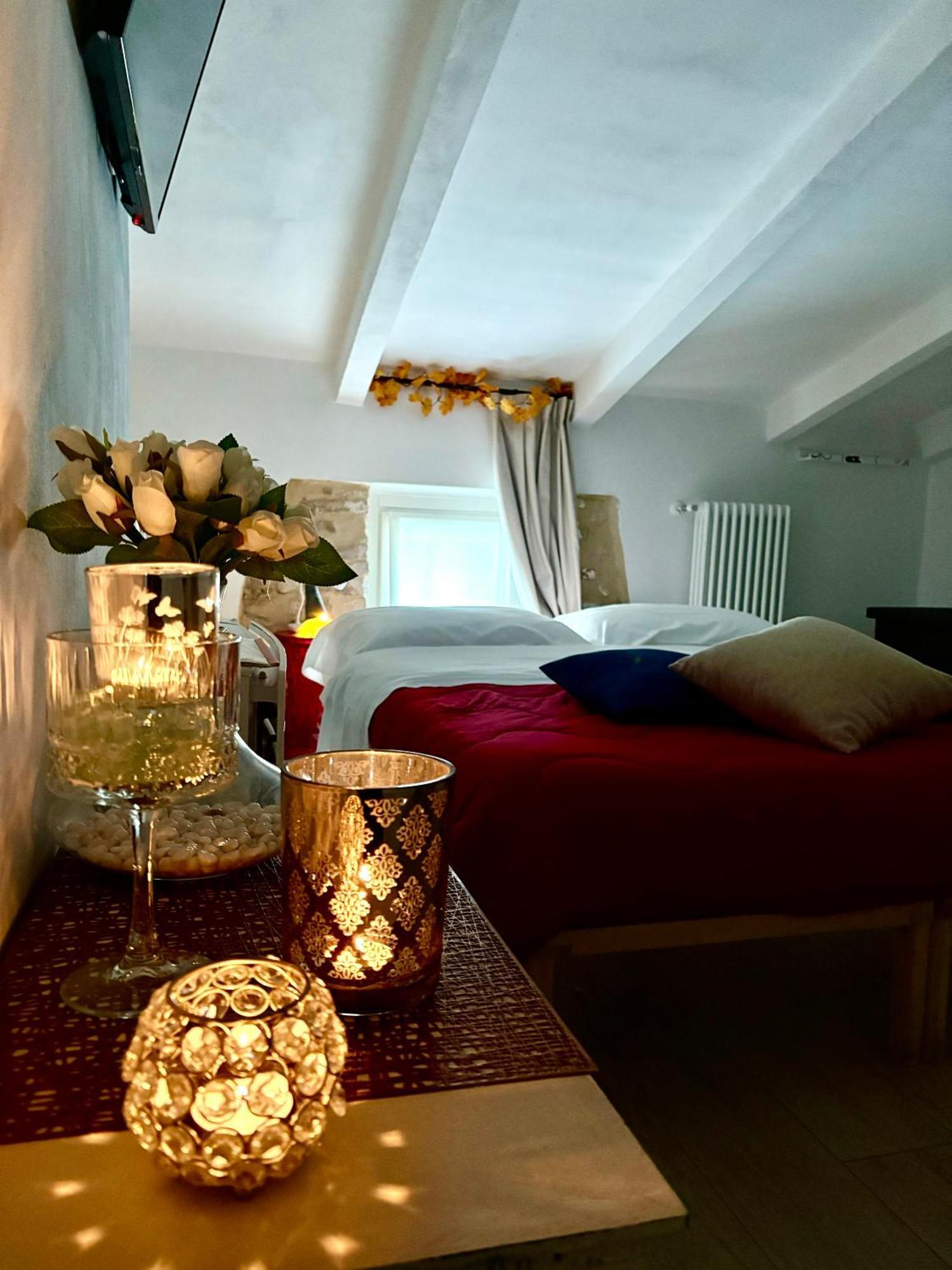 Dimora Di Charme Rooms & Apartments Песк'єра-дель-Гарда Екстер'єр фото