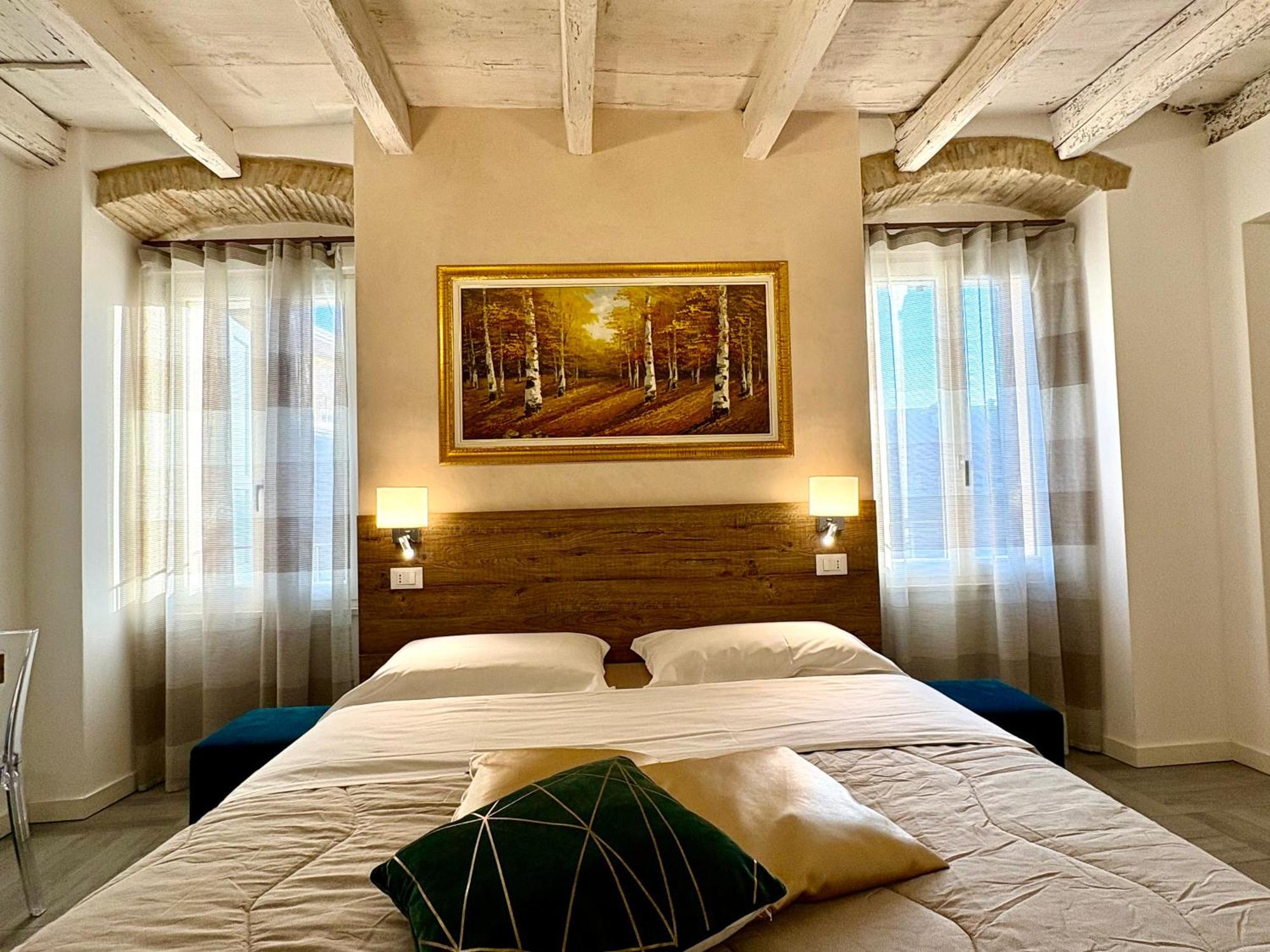 Dimora Di Charme Rooms & Apartments Песк'єра-дель-Гарда Екстер'єр фото
